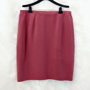 💥FINAL PRICE 3 FOR $25 Talbots Pink Silk Skirt